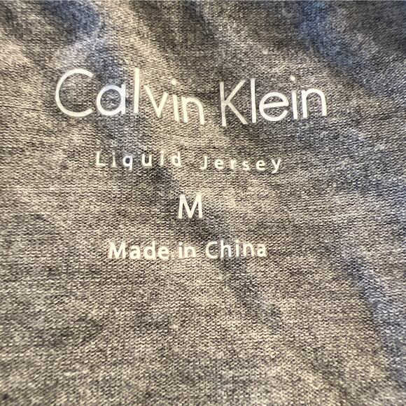 Calvin Klein Liquid Jersey Women's Long Sleeve Boat-Neck Pullover‎ Top Sz M Gray - Picture 6 of 6